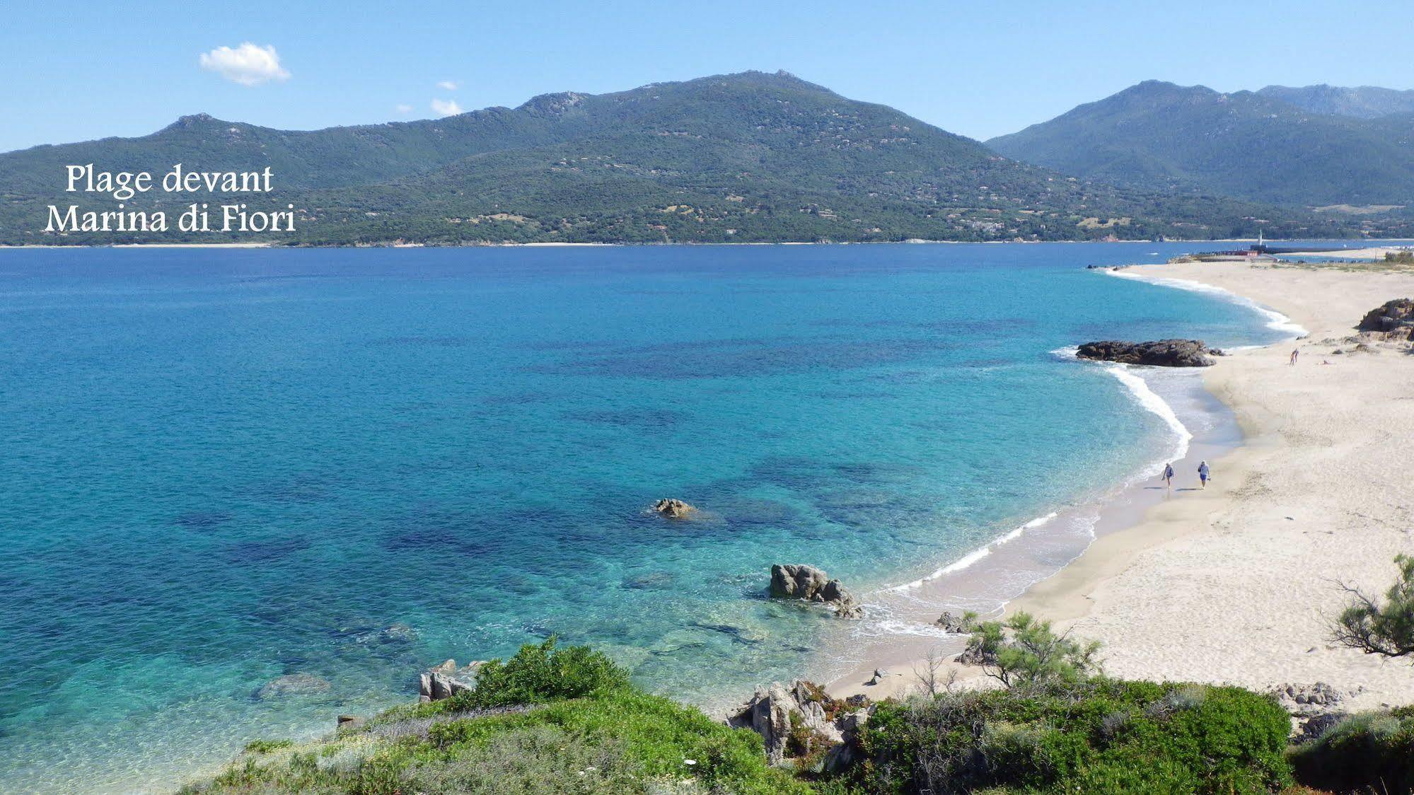 Marina Di Fiori Apartment โพรพริอาโน ภายนอก รูปภาพ